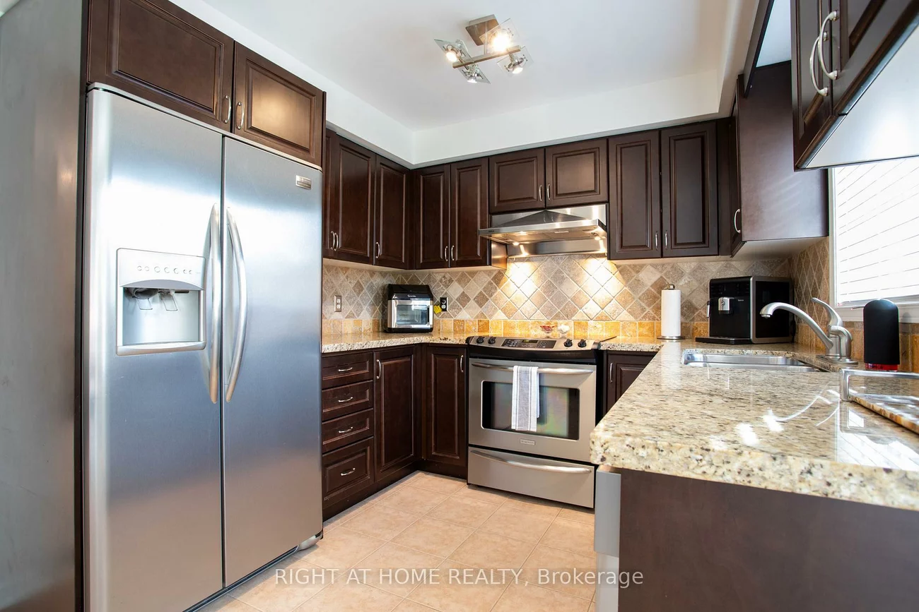 263, Golden Orchard, Patterson, Vaughan