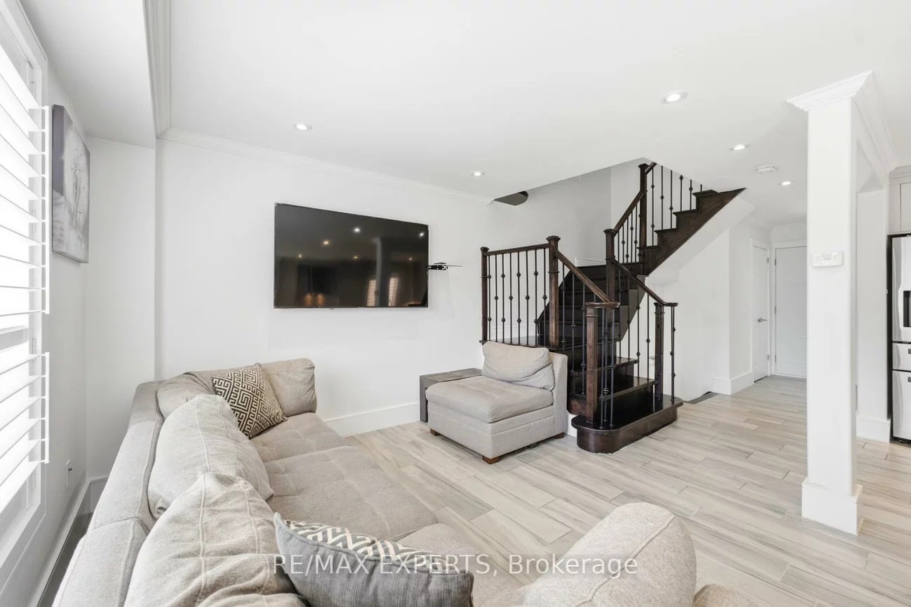 67, Seafield, Maple, Vaughan
