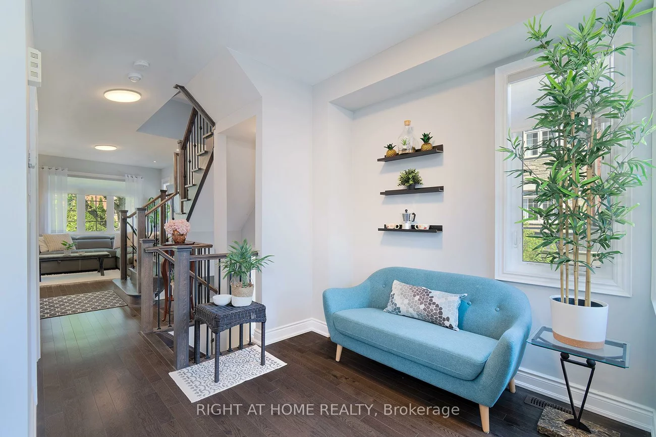 2, Queen Mary, East Woodbridge, Vaughan