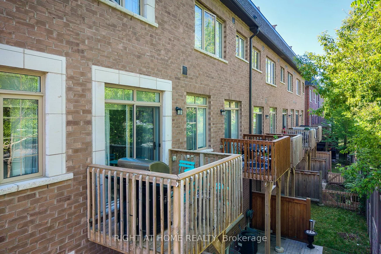 2, Queen Mary, East Woodbridge, Vaughan