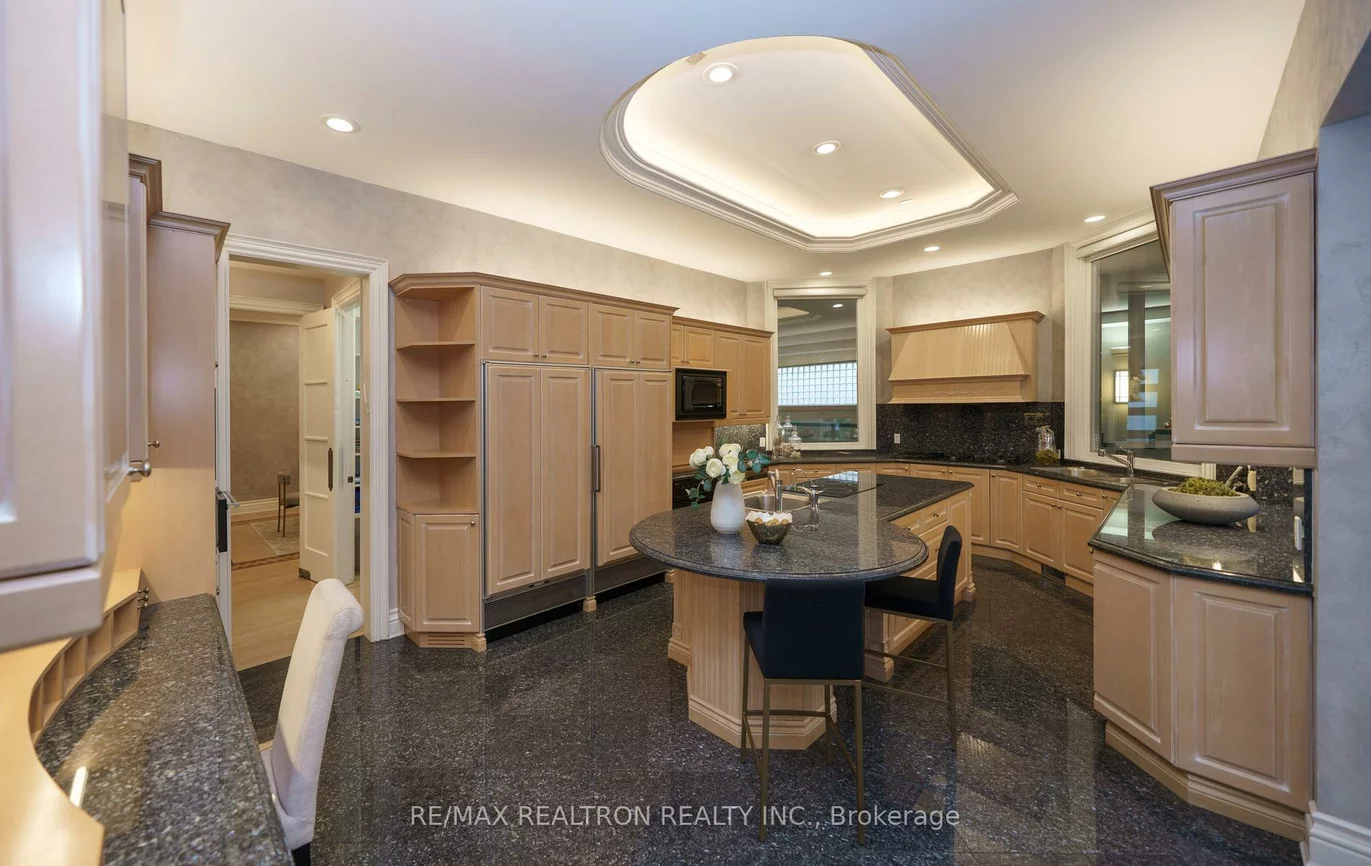 210, Arnold, Crestwood-Springfarm-Yorkhill, Vaughan