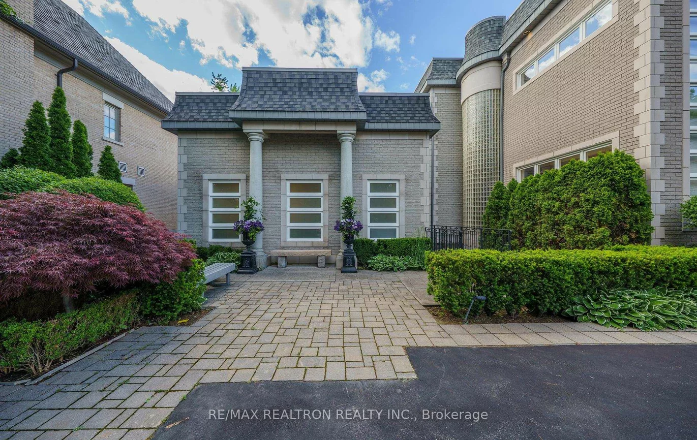 210, Arnold, Crestwood-Springfarm-Yorkhill, Vaughan