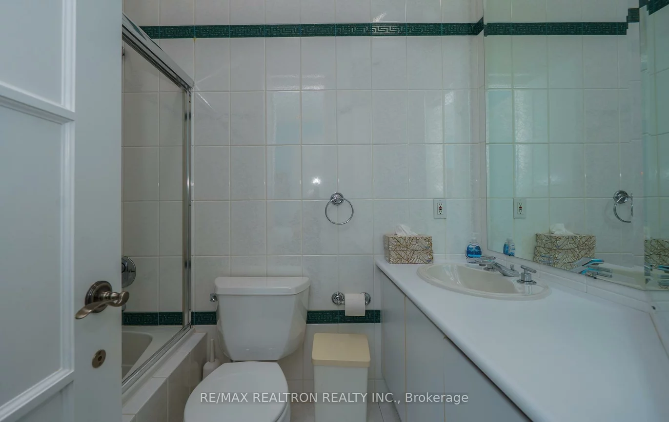 210, Arnold, Crestwood-Springfarm-Yorkhill, Vaughan