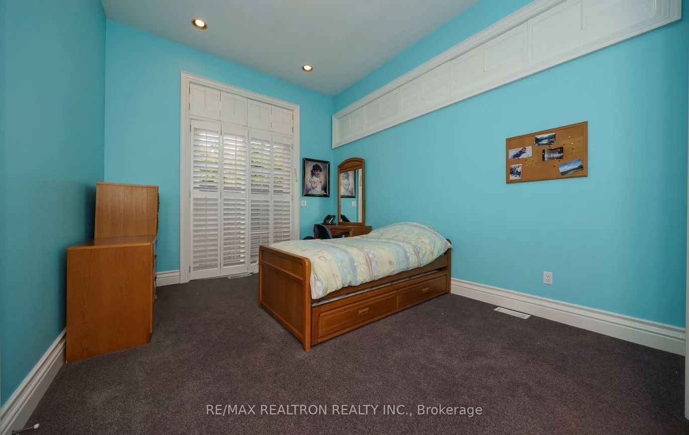 210, Arnold, Crestwood-Springfarm-Yorkhill, Vaughan