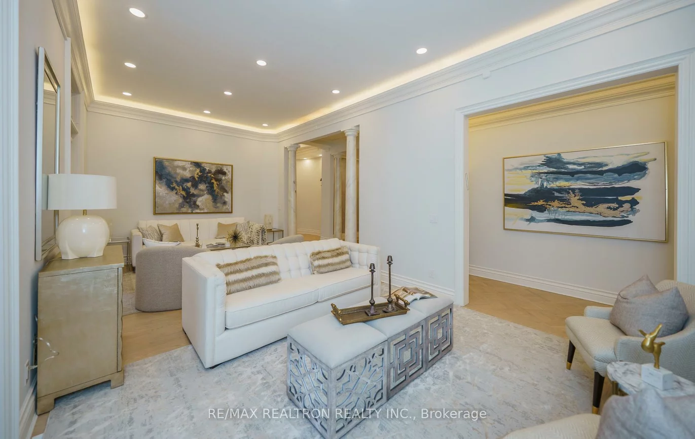 210, Arnold, Crestwood-Springfarm-Yorkhill, Vaughan