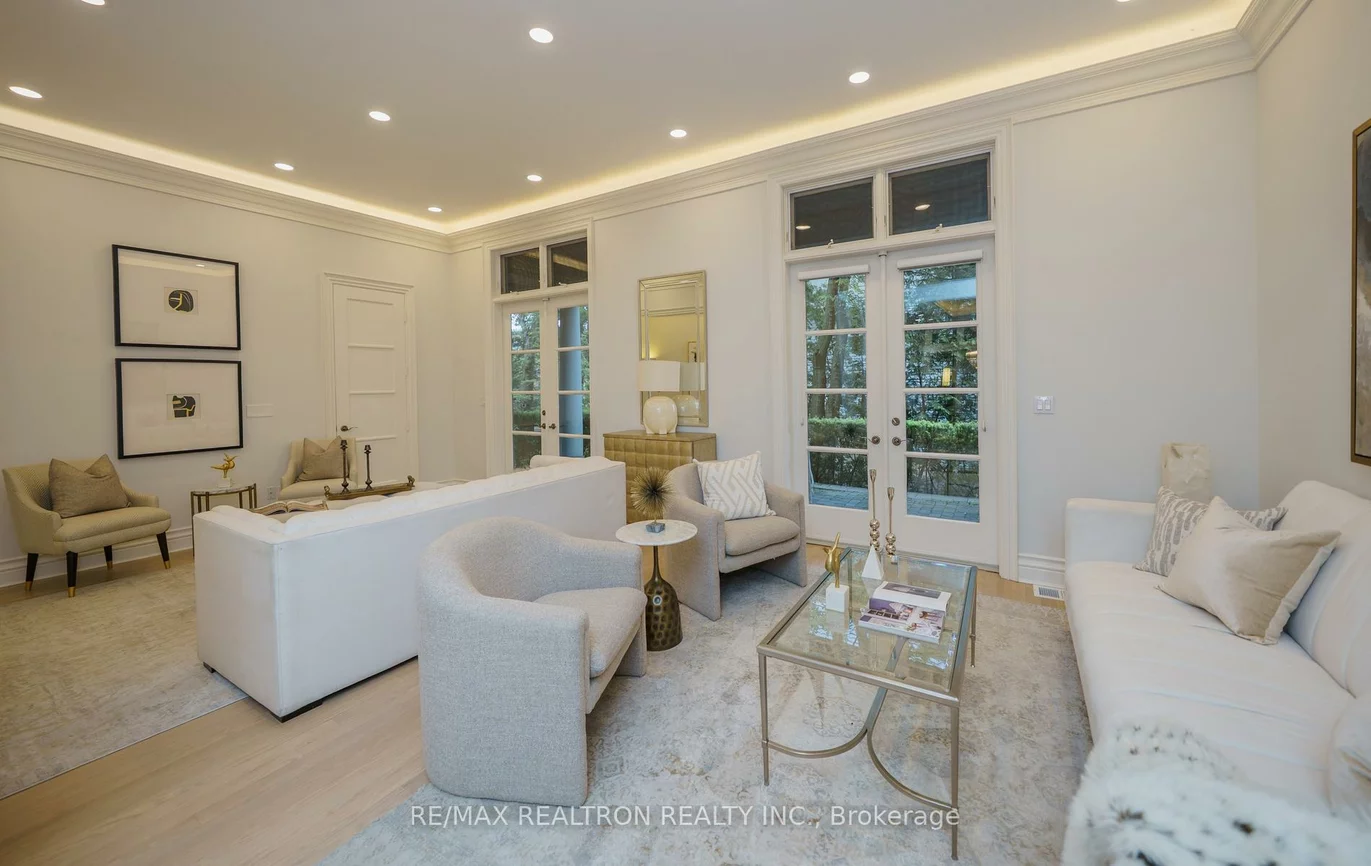 210, Arnold, Crestwood-Springfarm-Yorkhill, Vaughan