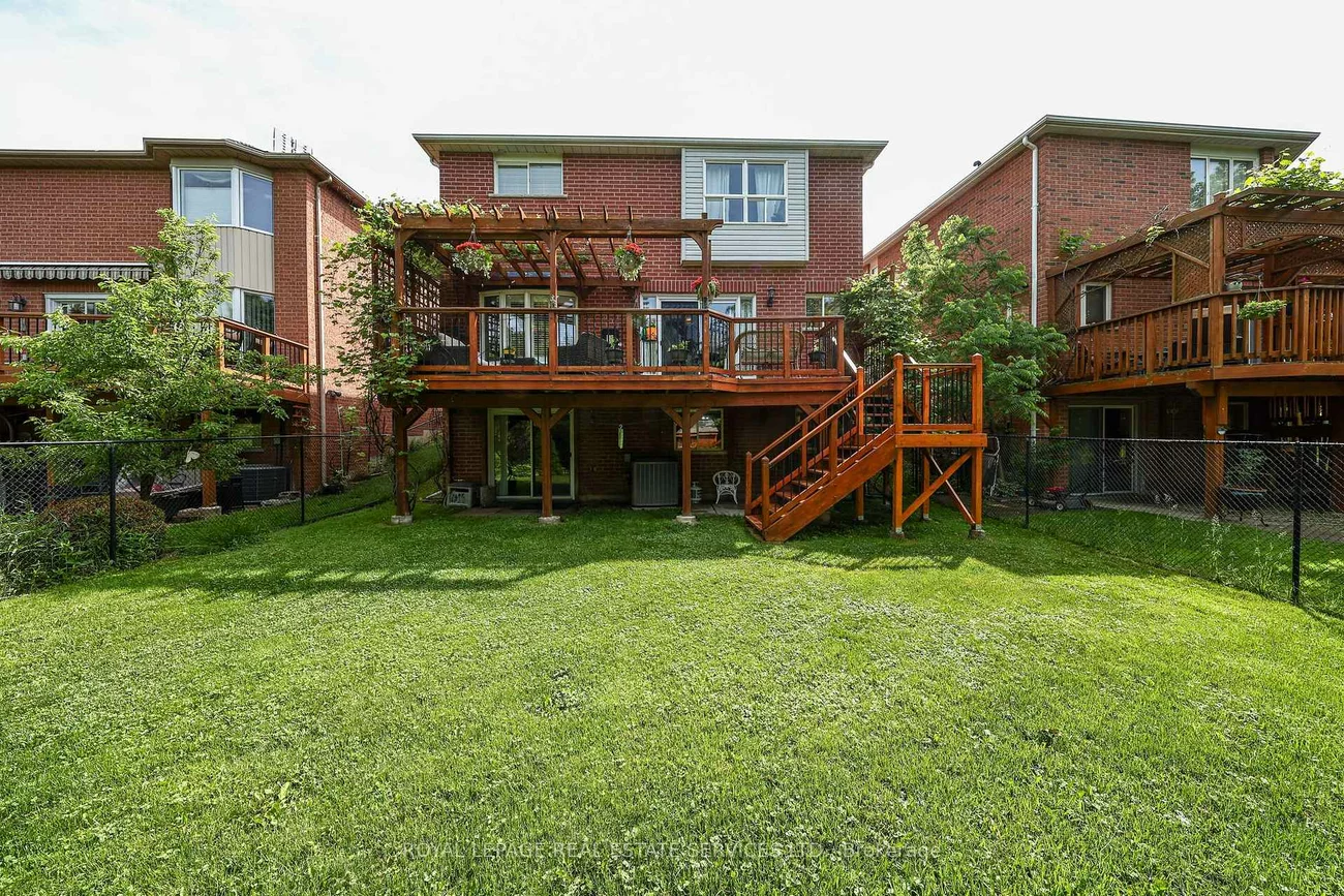 10, Sandway, Maple, Vaughan
