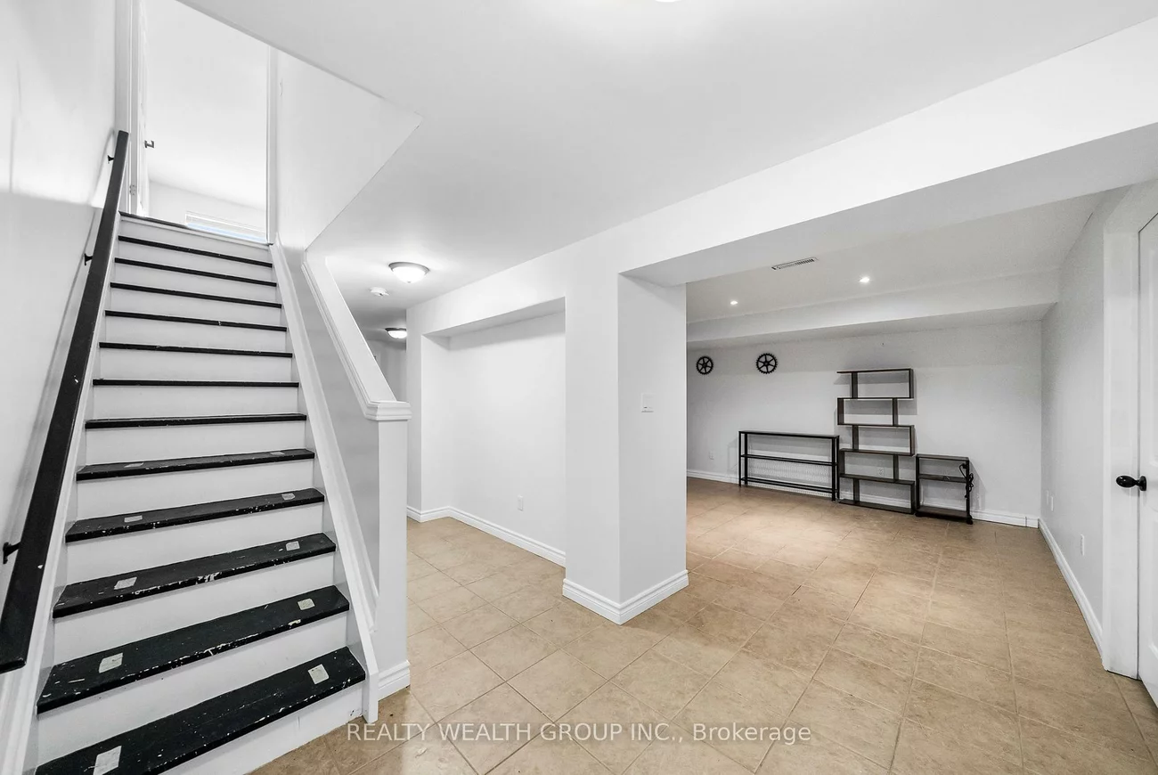 34, Castle Park, Sonoma Heights, Vaughan