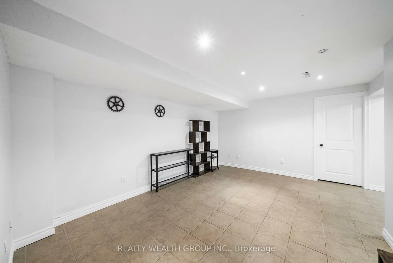 34, Castle Park, Sonoma Heights, Vaughan
