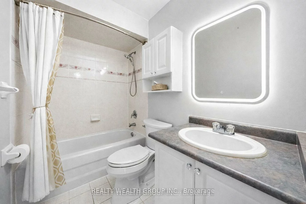 34, Castle Park, Sonoma Heights, Vaughan