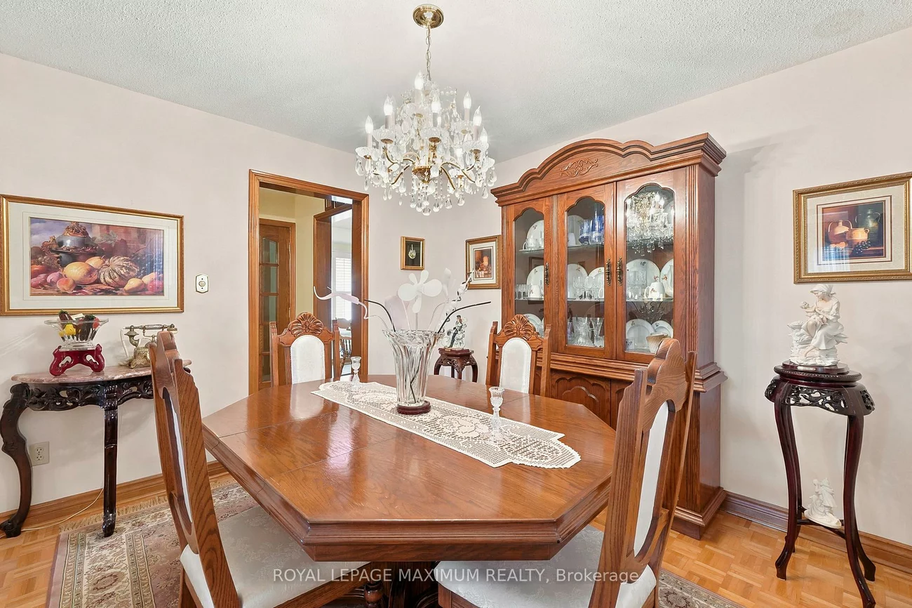 21, Diamond, West Woodbridge, Vaughan
