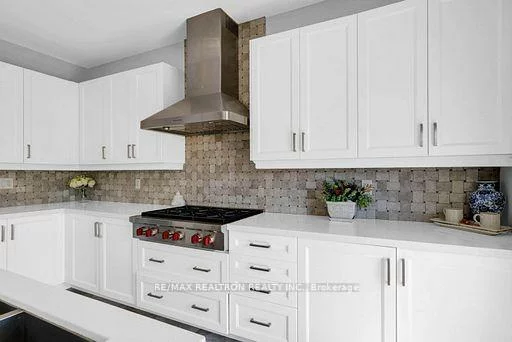 53, Gallant, Vellore Village, Vaughan