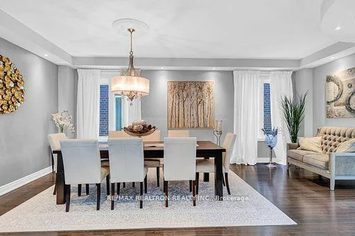 53, Gallant, Vellore Village, Vaughan