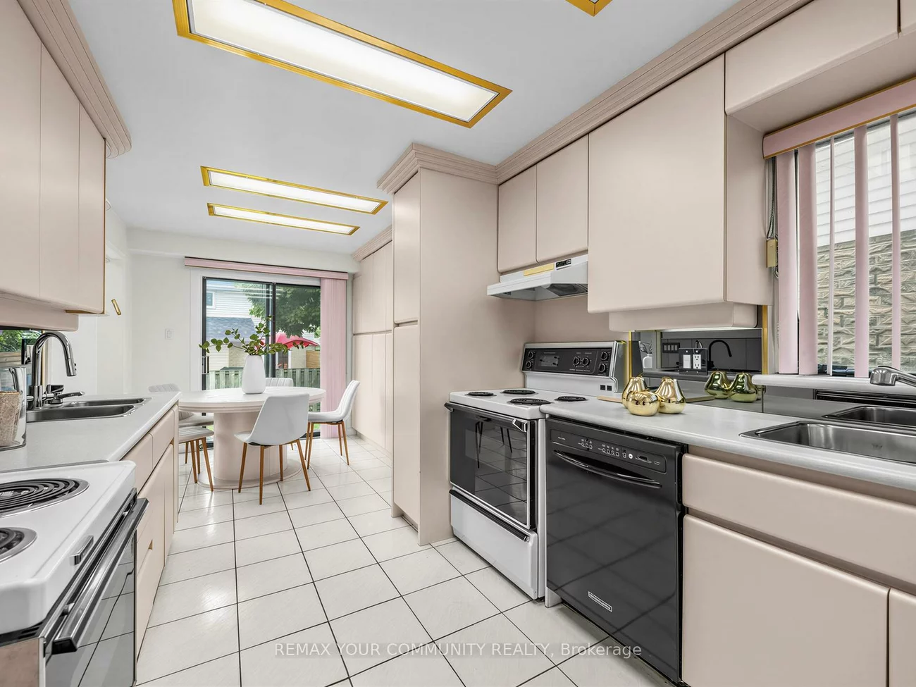 183, Lisa, Crestwood-Springfarm-Yorkhill, Vaughan