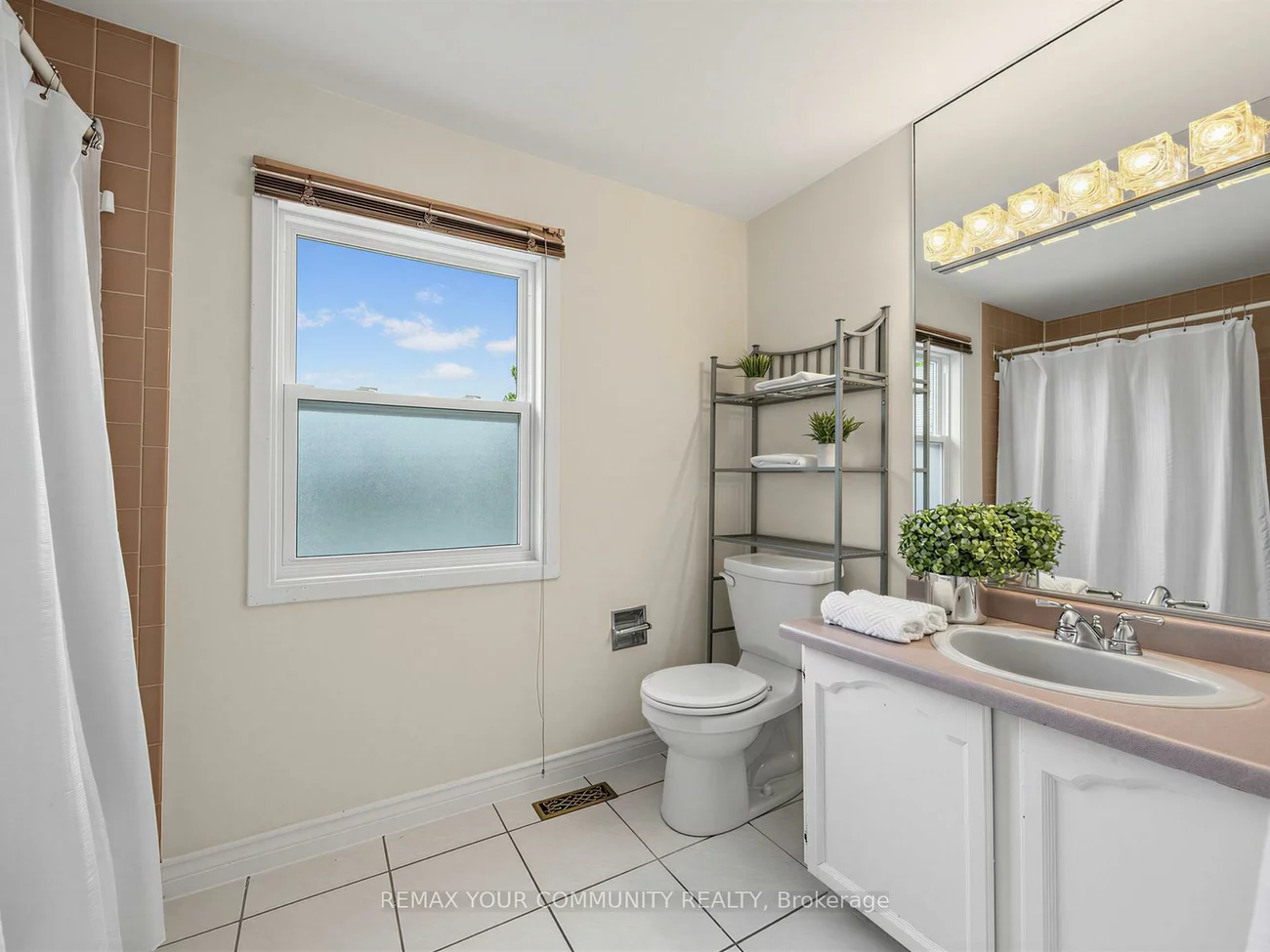 183, Lisa, Crestwood-Springfarm-Yorkhill, Vaughan