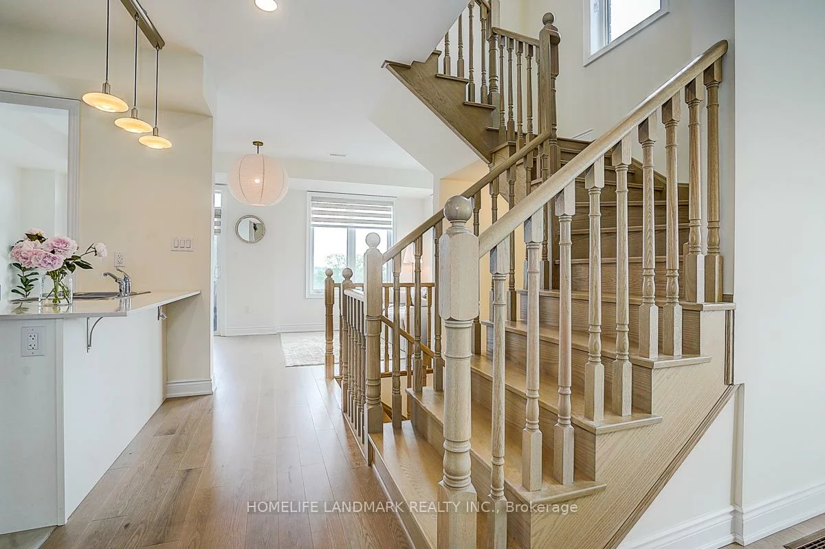 50, Thule, Vellore Village, Vaughan