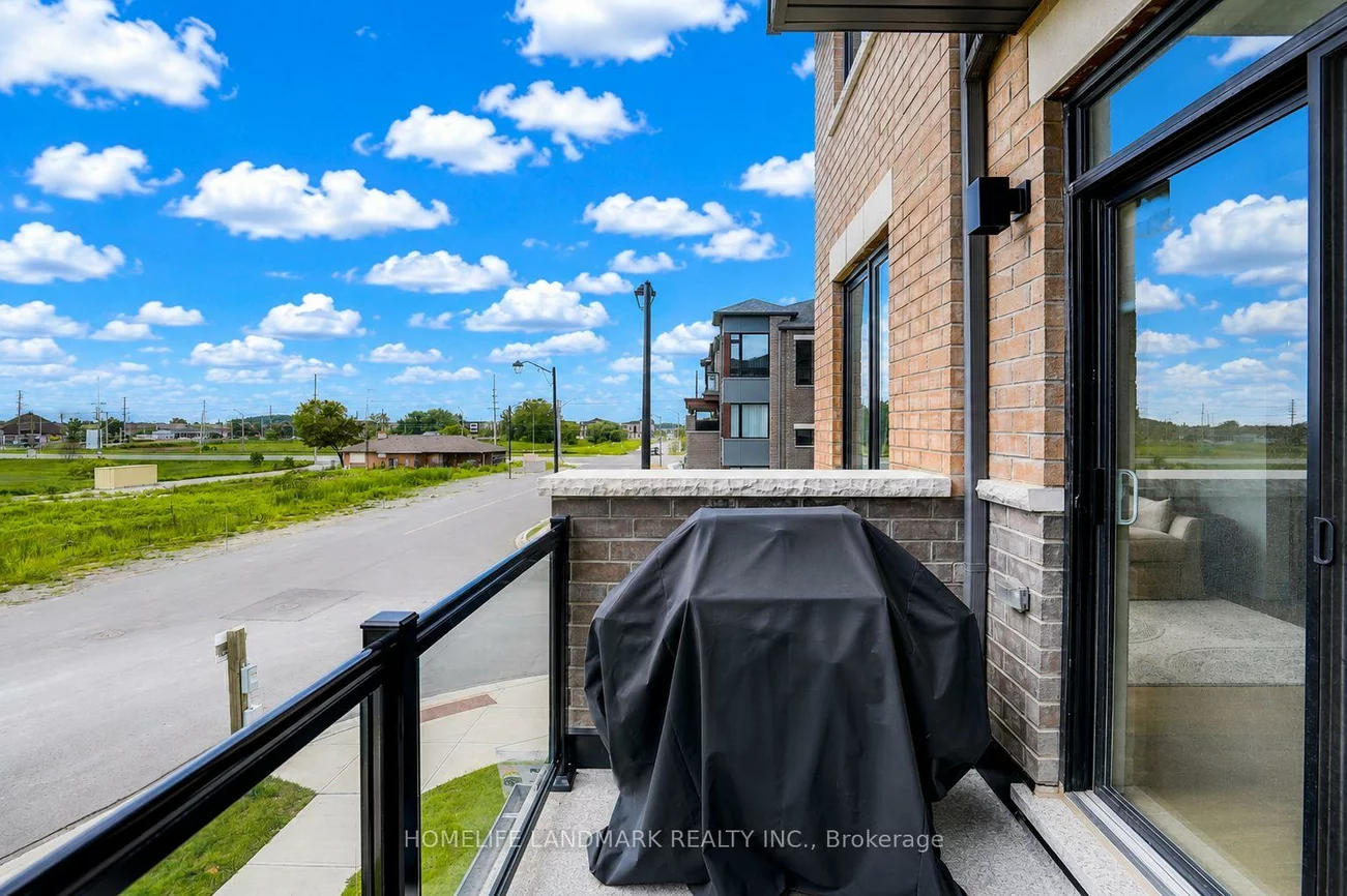 50, Thule, Vellore Village, Vaughan