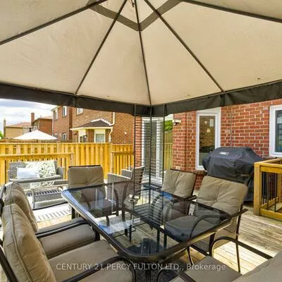109, Woodcroft, West Woodbridge, Vaughan