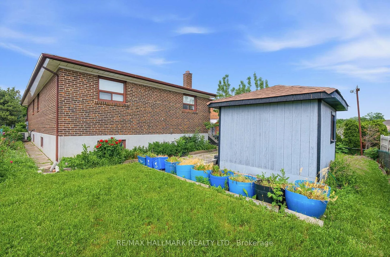 65, Oakhill, West Woodbridge, Vaughan