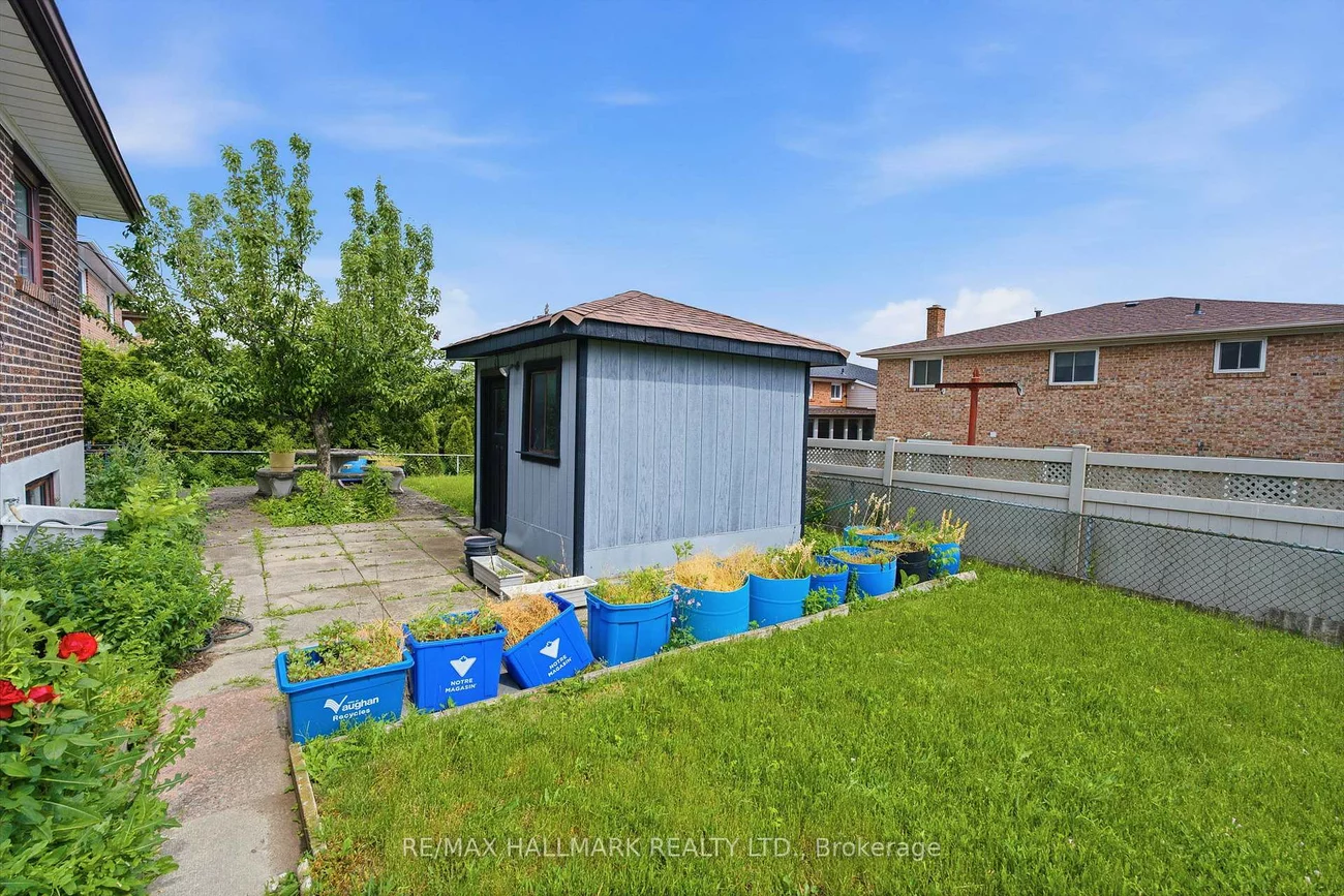 65, Oakhill, West Woodbridge, Vaughan