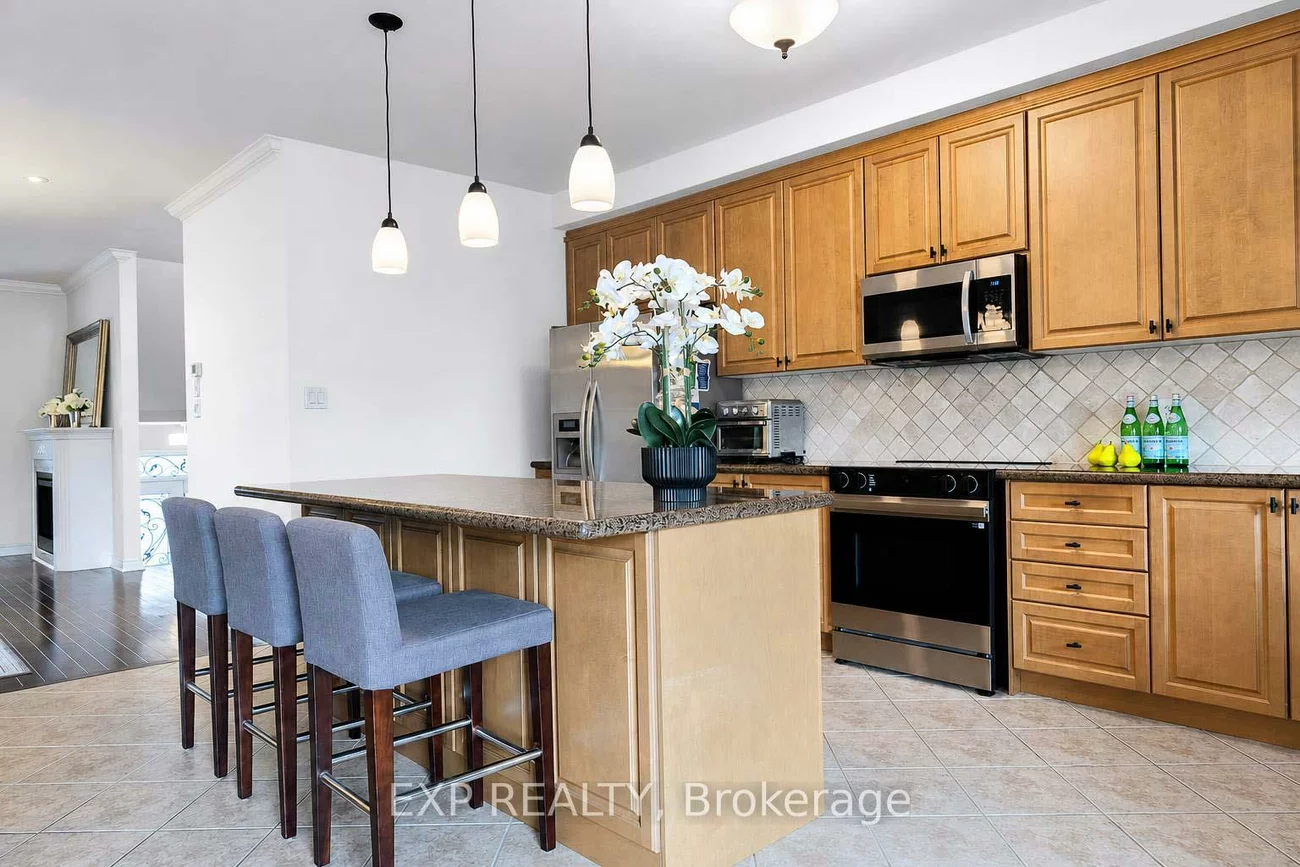 8900, Bathurst, Patterson, Vaughan