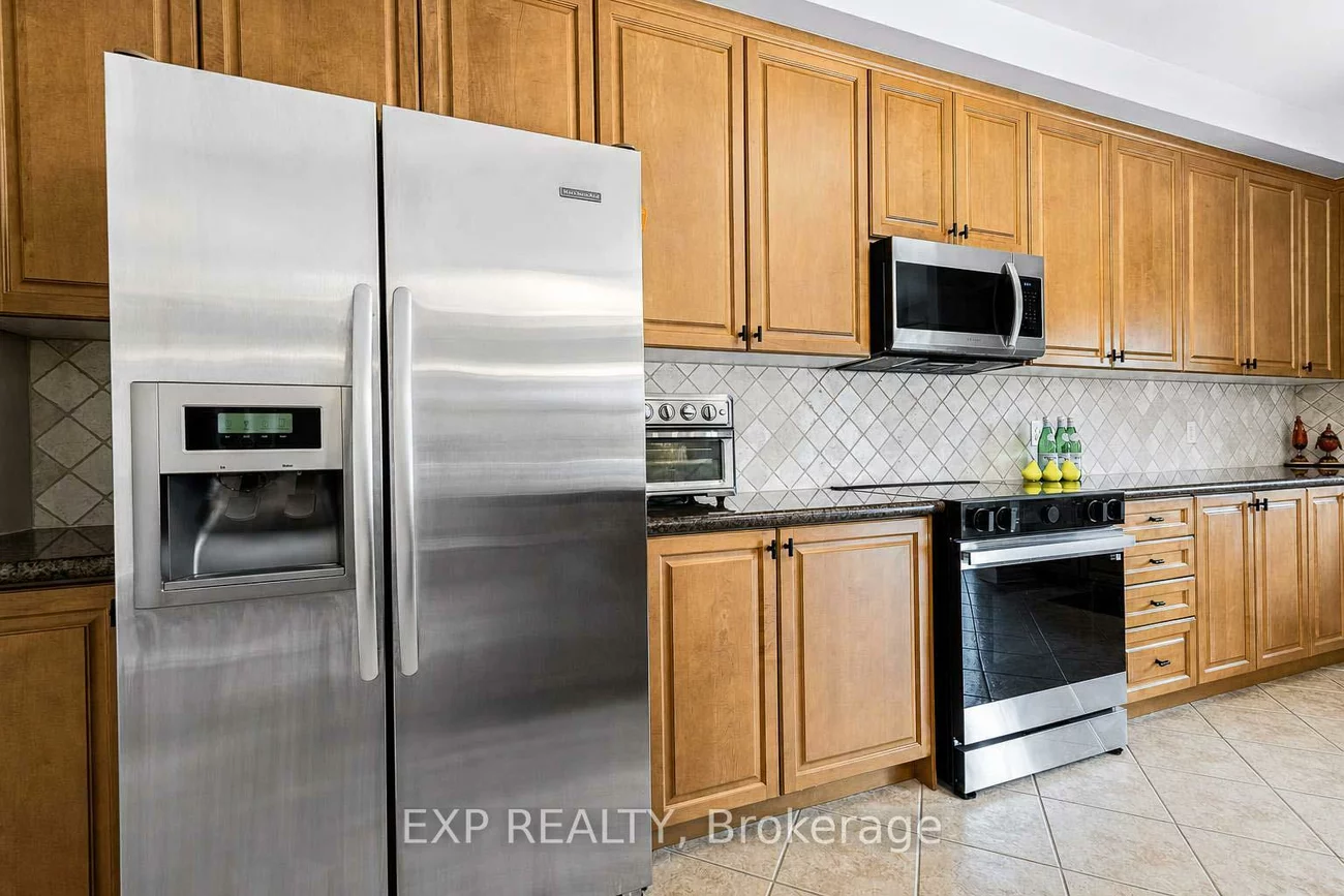 8900, Bathurst, Patterson, Vaughan
