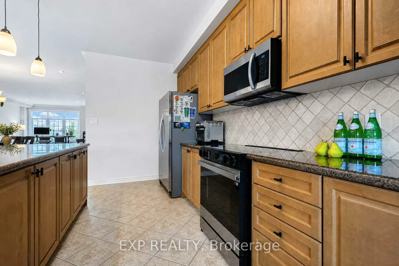 8900, Bathurst, Patterson, Vaughan