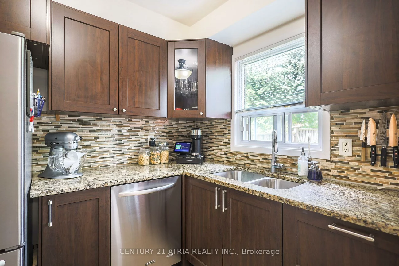 92, Rejane, Crestwood-Springfarm-Yorkhill, Vaughan