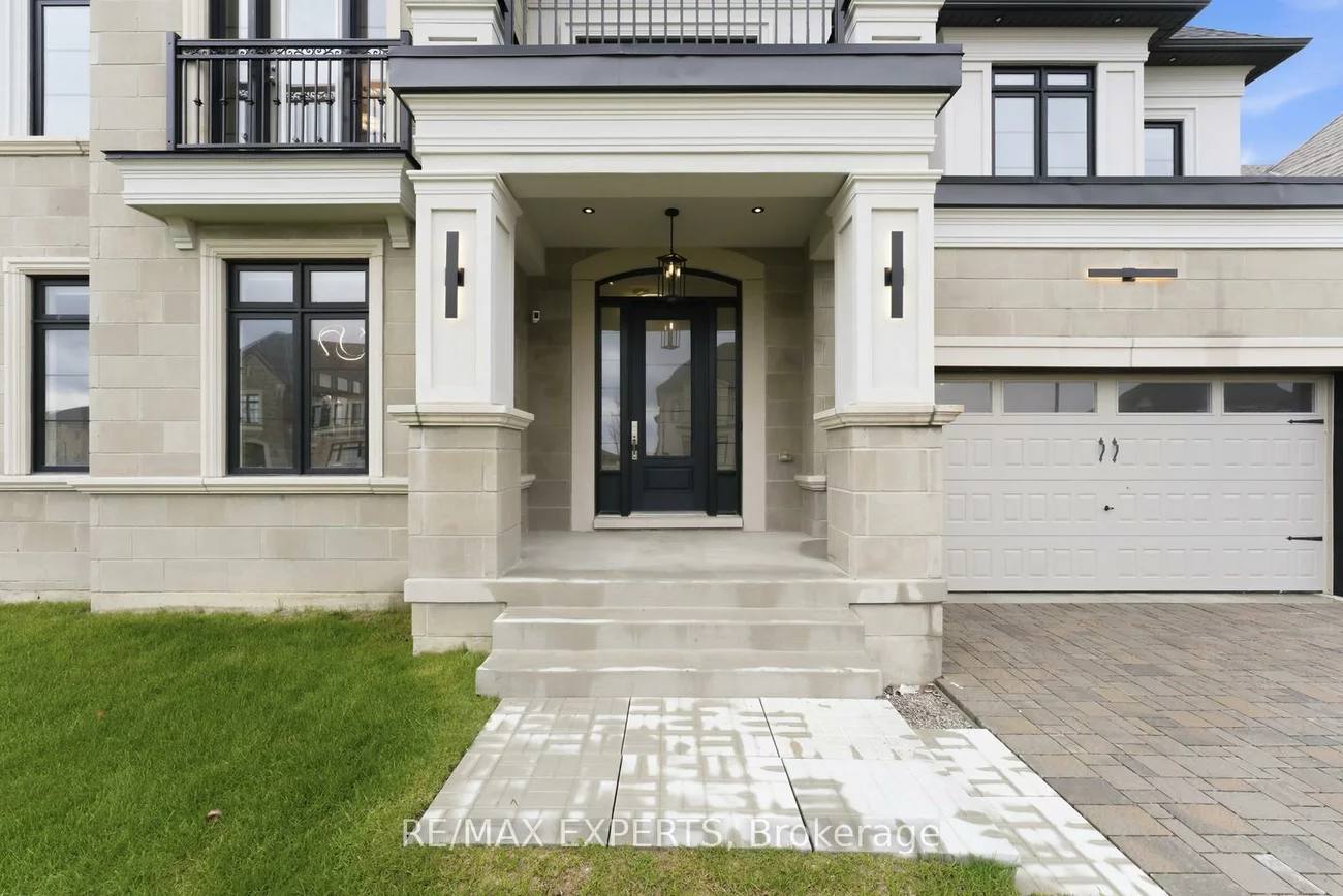 15, Sculpture Garden, Kleinburg, Vaughan