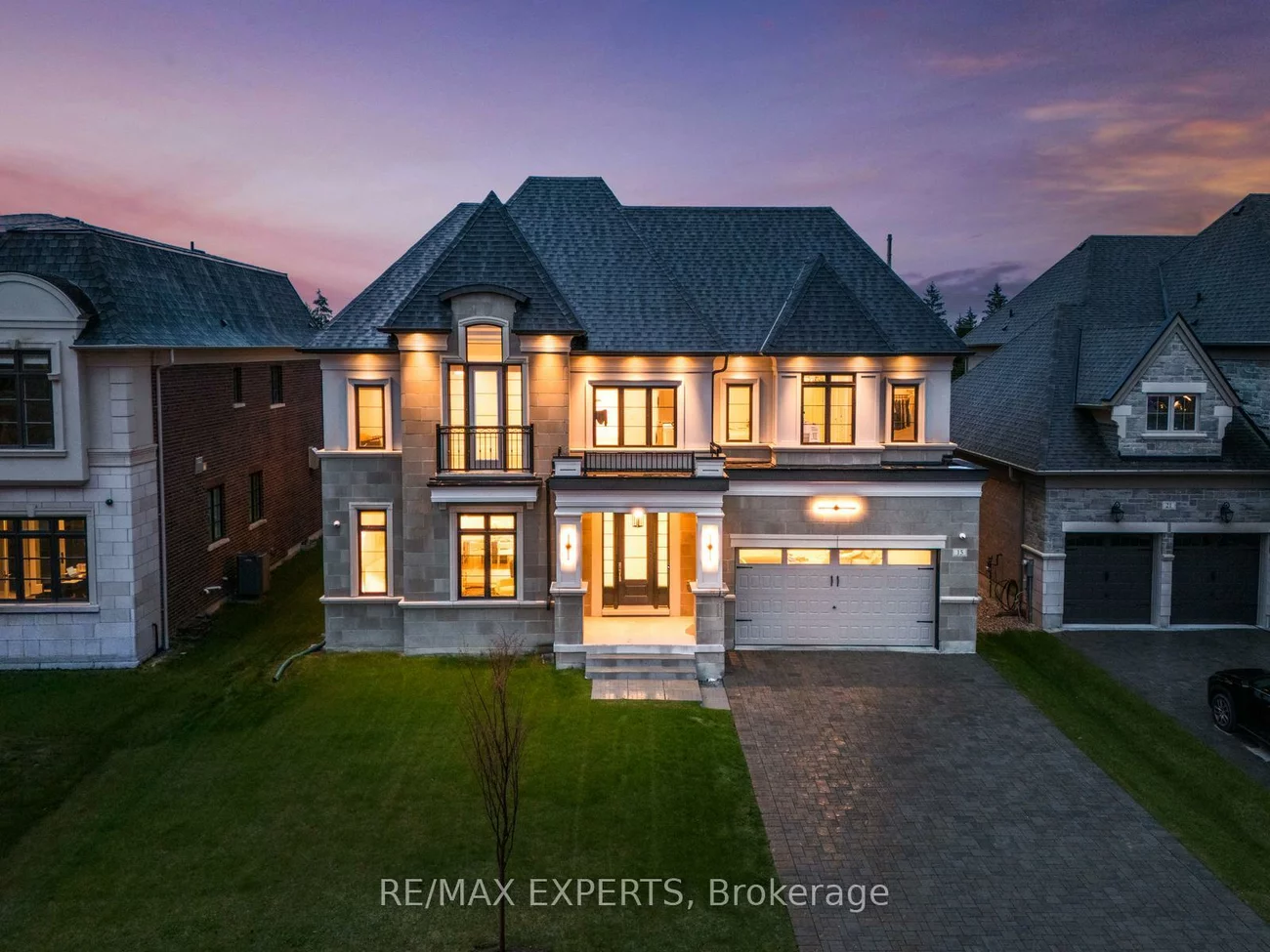 15, Sculpture Garden, Kleinburg, Vaughan