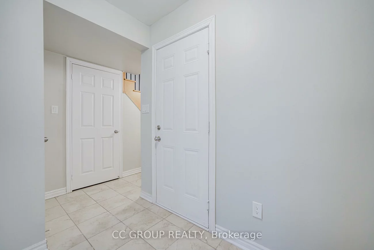 138, Farooq, Vellore Village, Vaughan