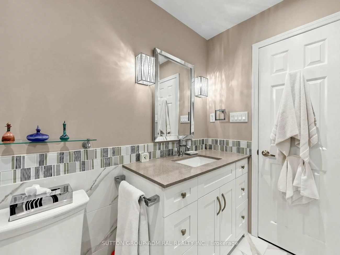 20, Esther, Crestwood-Springfarm-Yorkhill, Vaughan