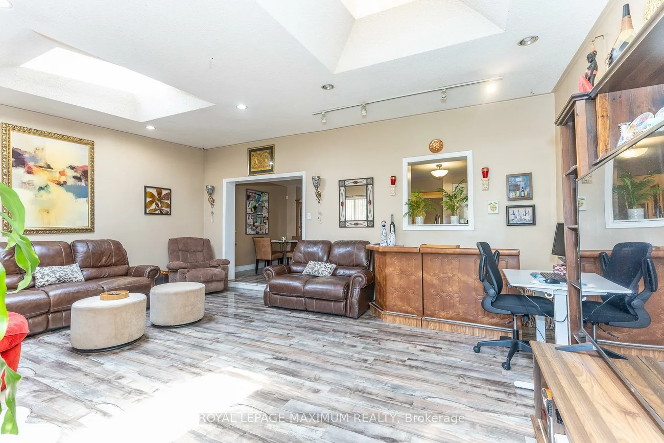 157, Misty Meadow, East Woodbridge, Vaughan