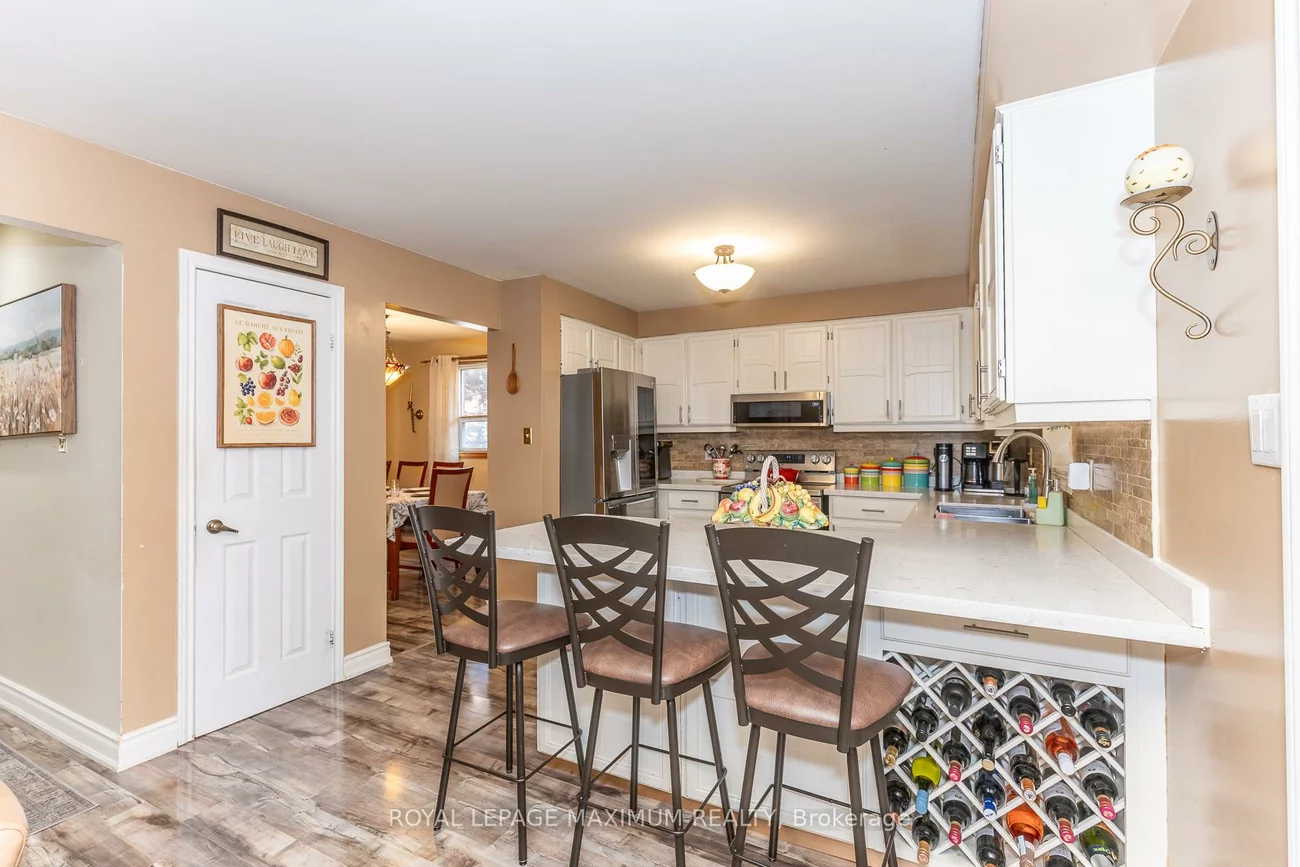 157, Misty Meadow, East Woodbridge, Vaughan