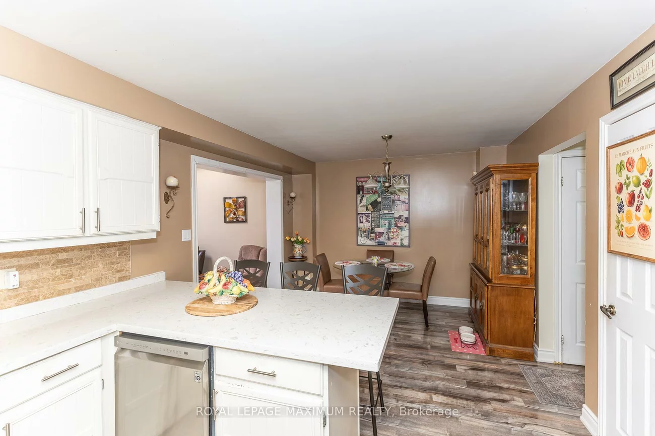 157, Misty Meadow, East Woodbridge, Vaughan