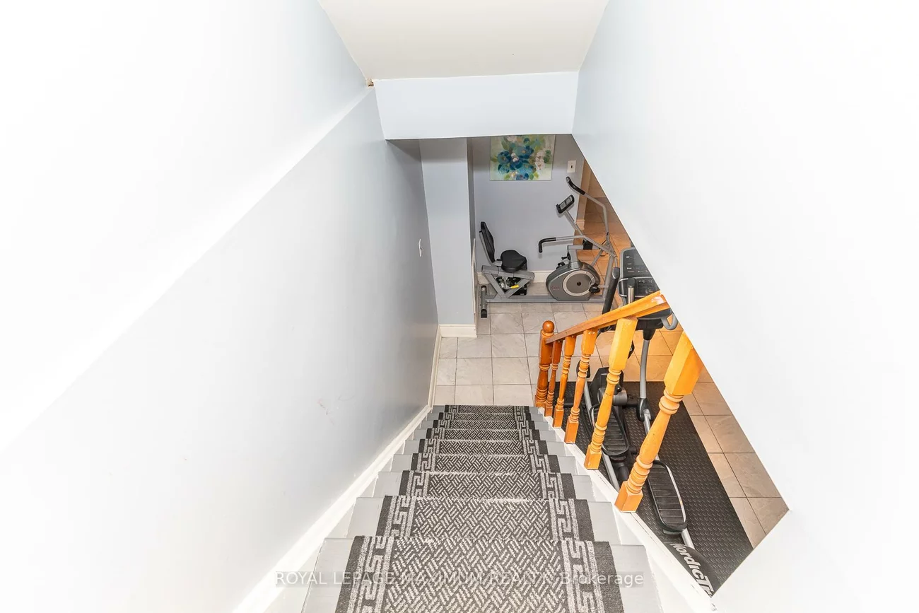 157, Misty Meadow, East Woodbridge, Vaughan