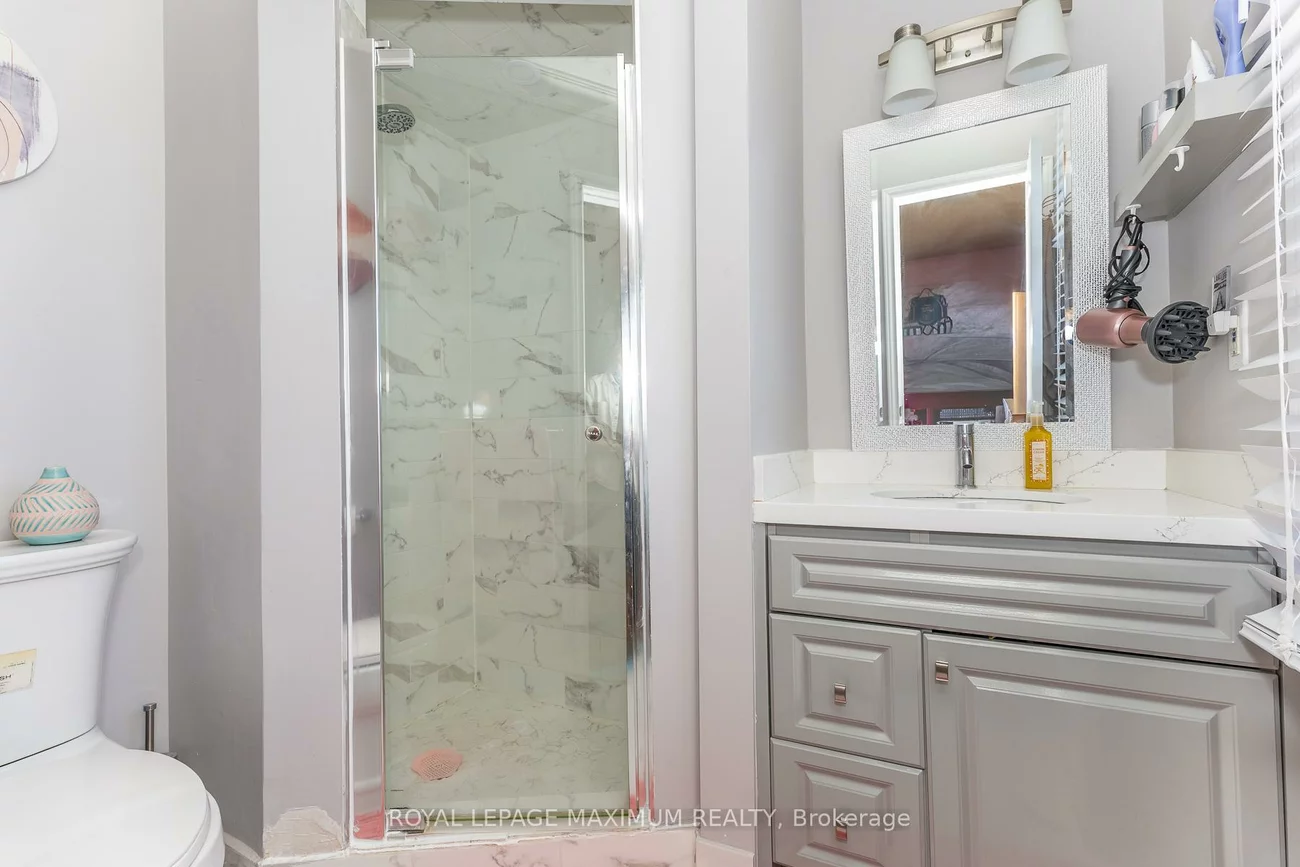157, Misty Meadow, East Woodbridge, Vaughan