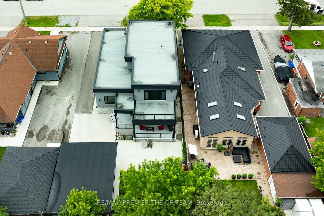 54, Cheltenham, West Woodbridge, Vaughan