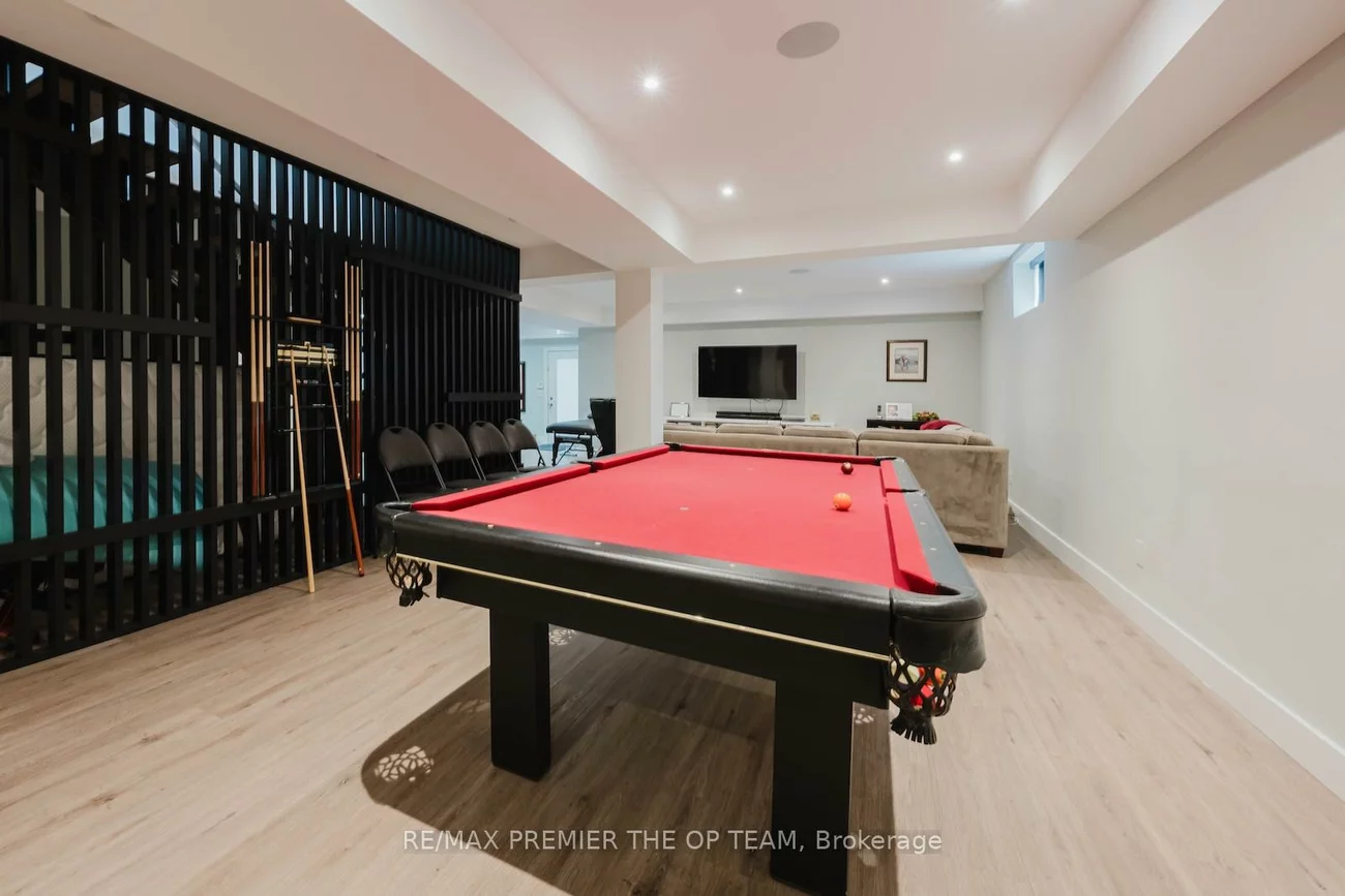54, Cheltenham, West Woodbridge, Vaughan
