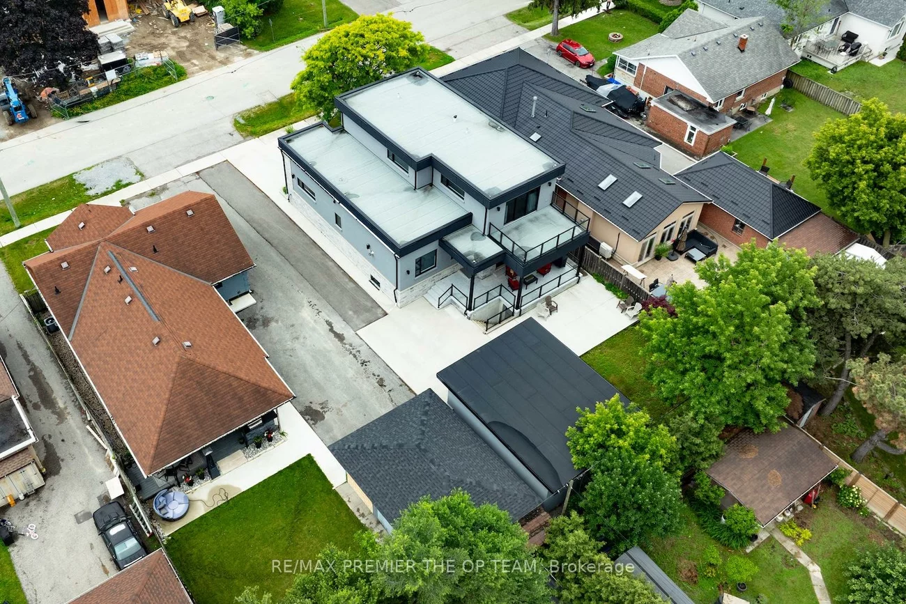 54, Cheltenham, West Woodbridge, Vaughan
