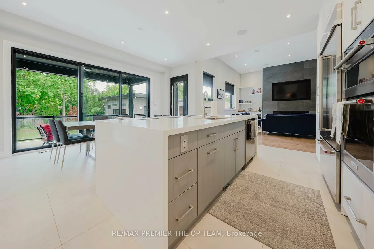 54, Cheltenham, West Woodbridge, Vaughan