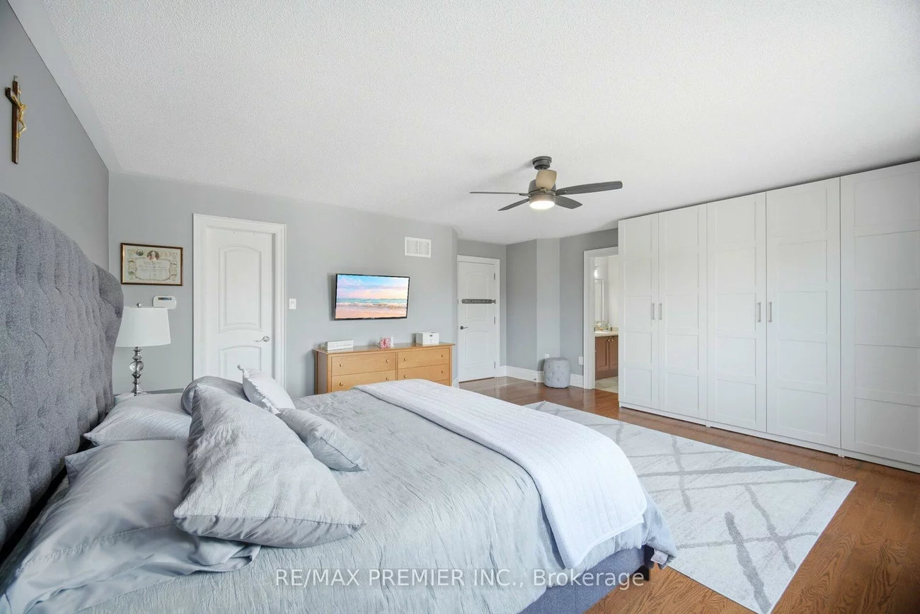 25, Andrew Hill, Vellore Village, Vaughan