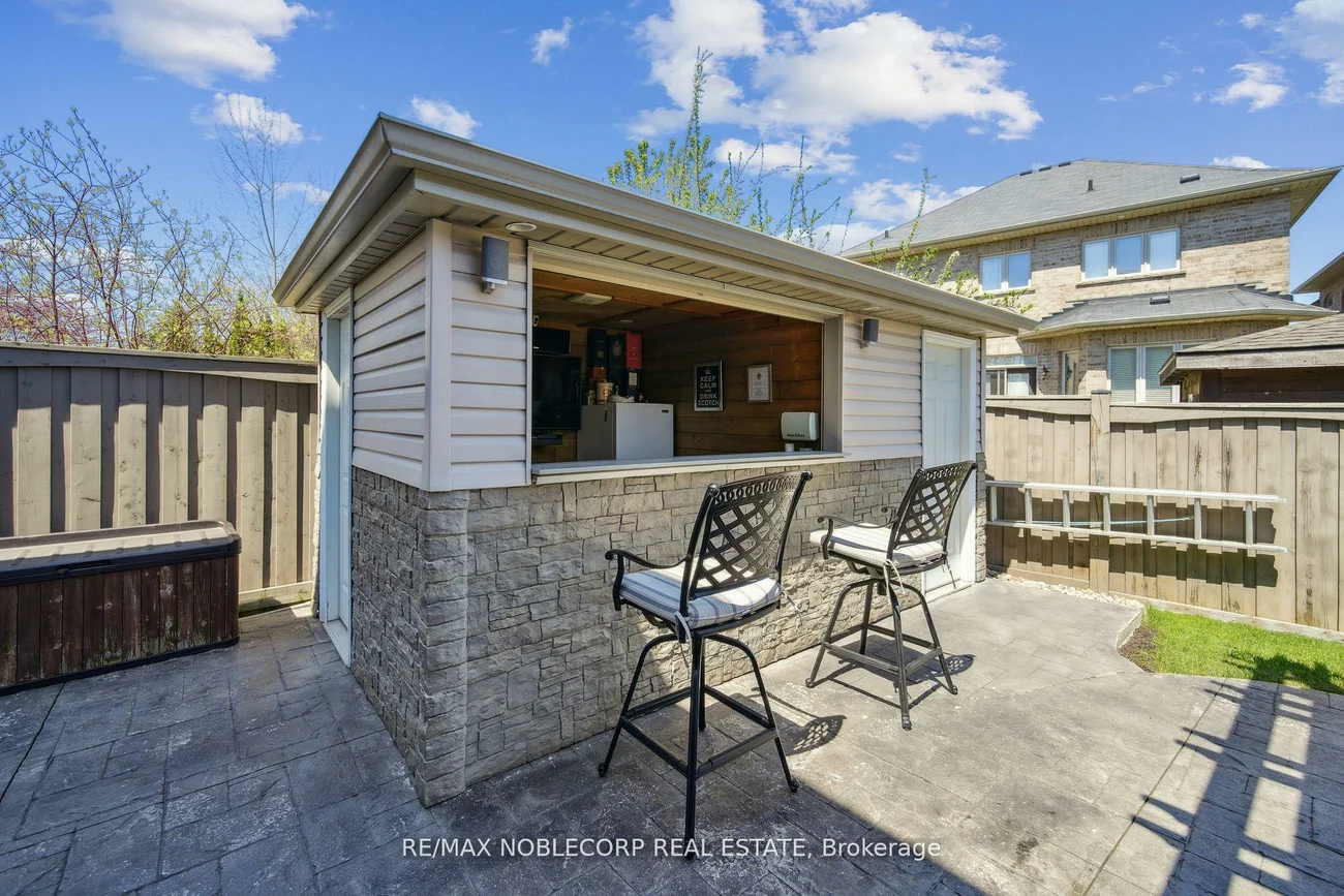 27, Gorman, Vellore Village, Vaughan