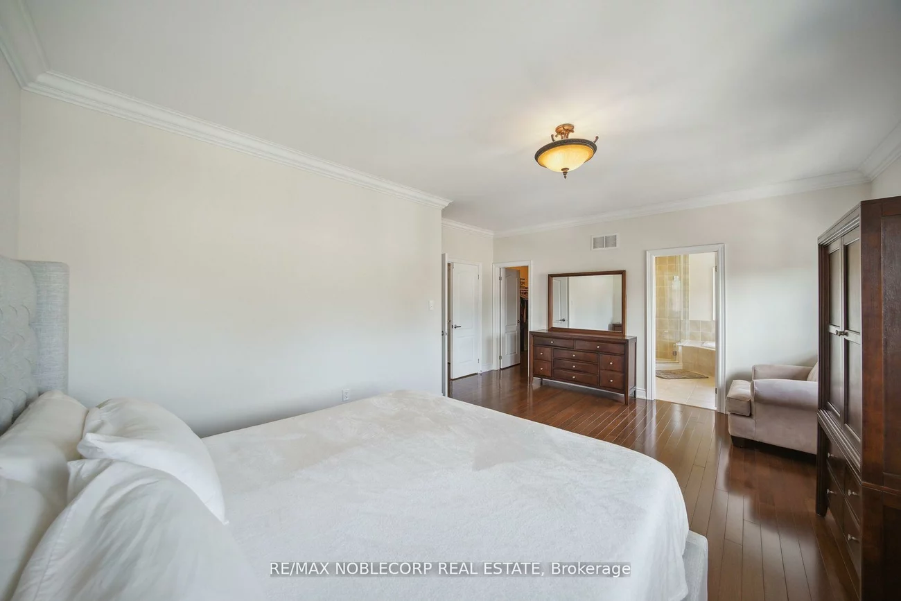 27, Gorman, Vellore Village, Vaughan