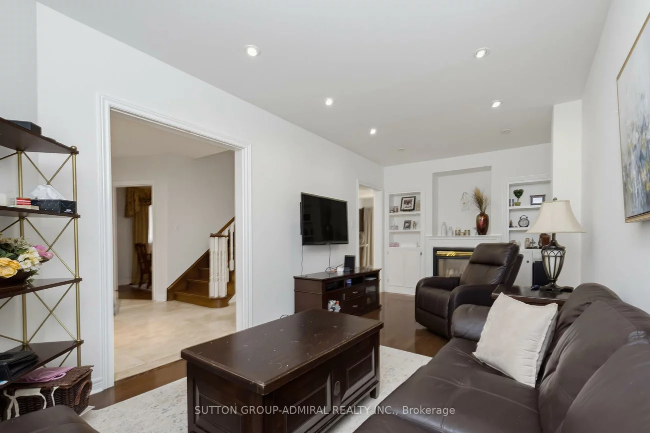 27, Pine Hollow, Maple, Vaughan