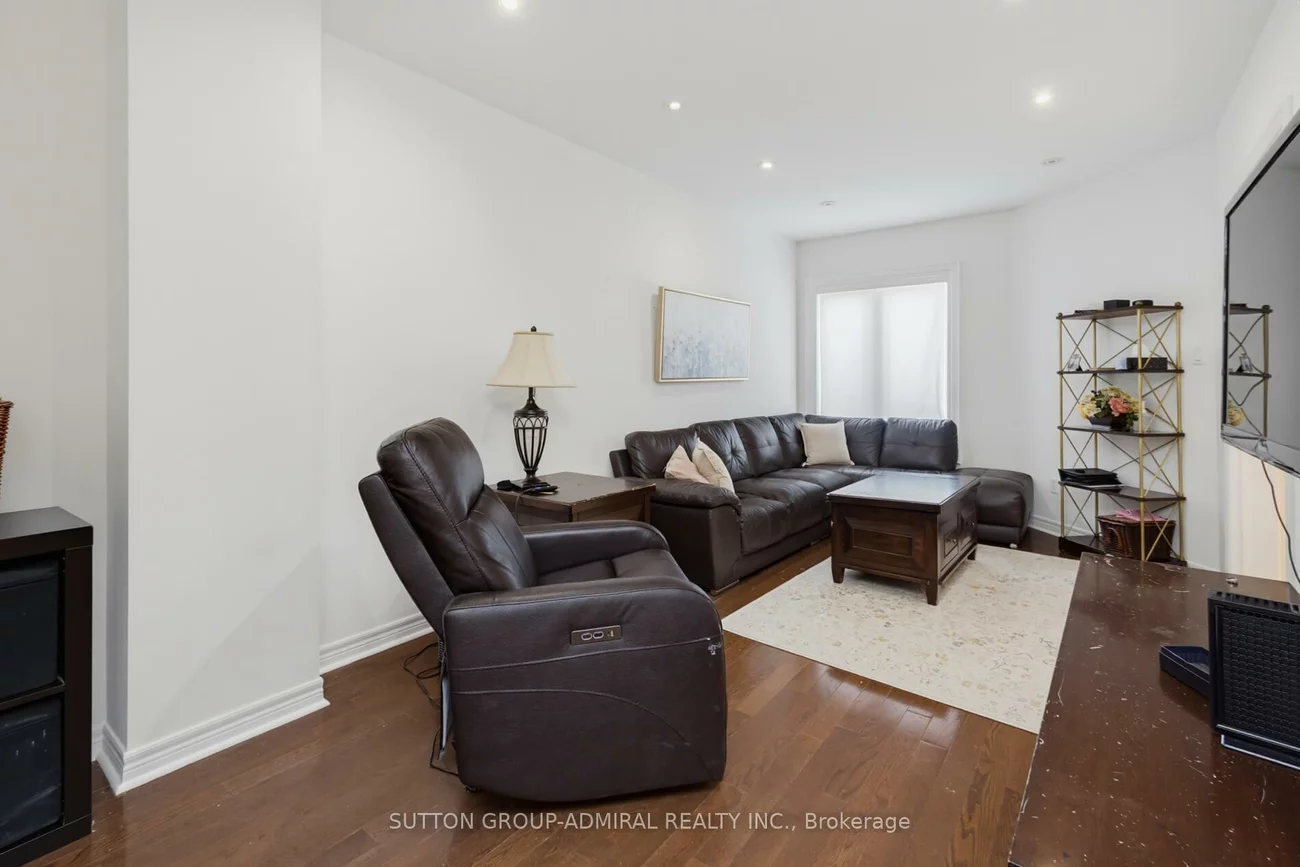 27, Pine Hollow, Maple, Vaughan
