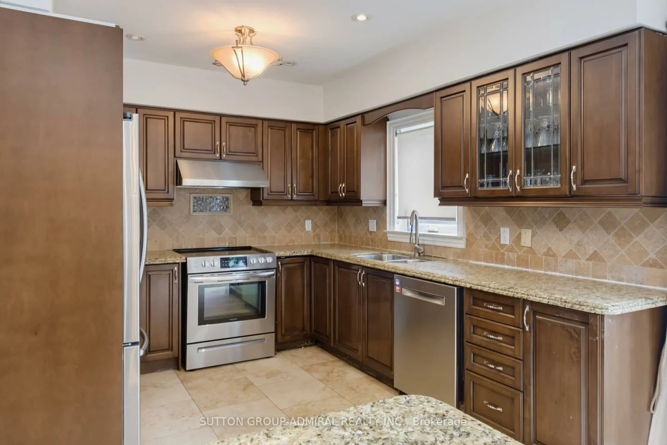27, Pine Hollow, Maple, Vaughan