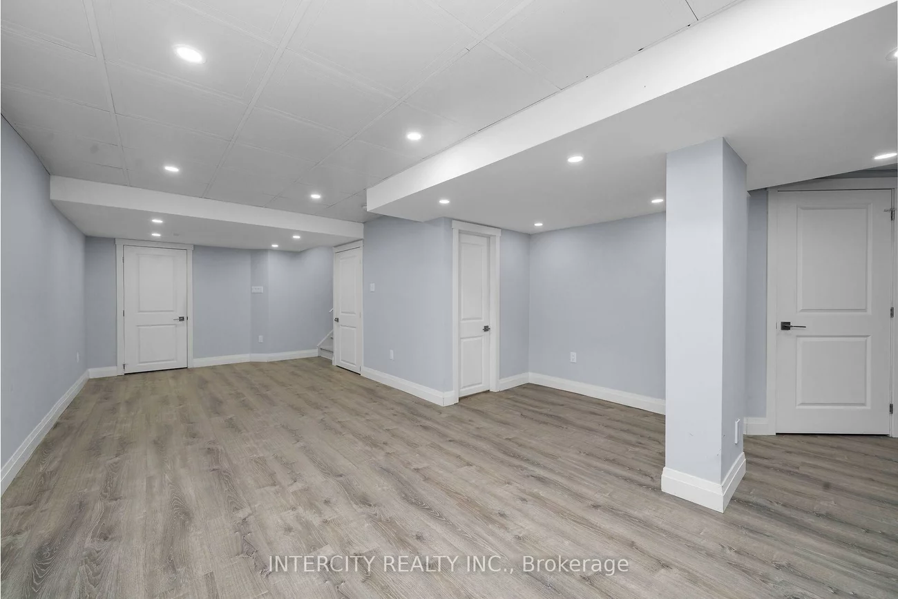 105, Via Carmine, Sonoma Heights, Vaughan