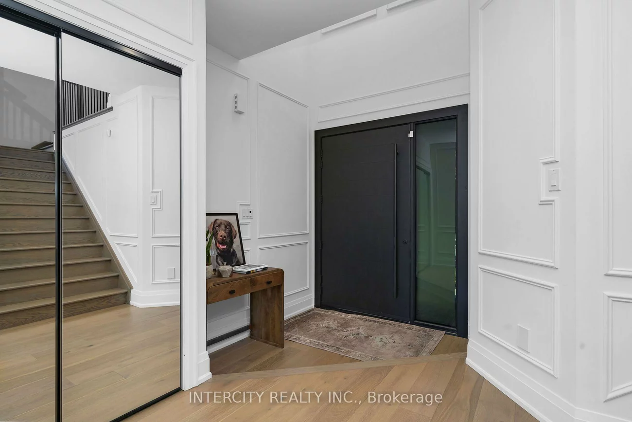 105, Via Carmine, Sonoma Heights, Vaughan