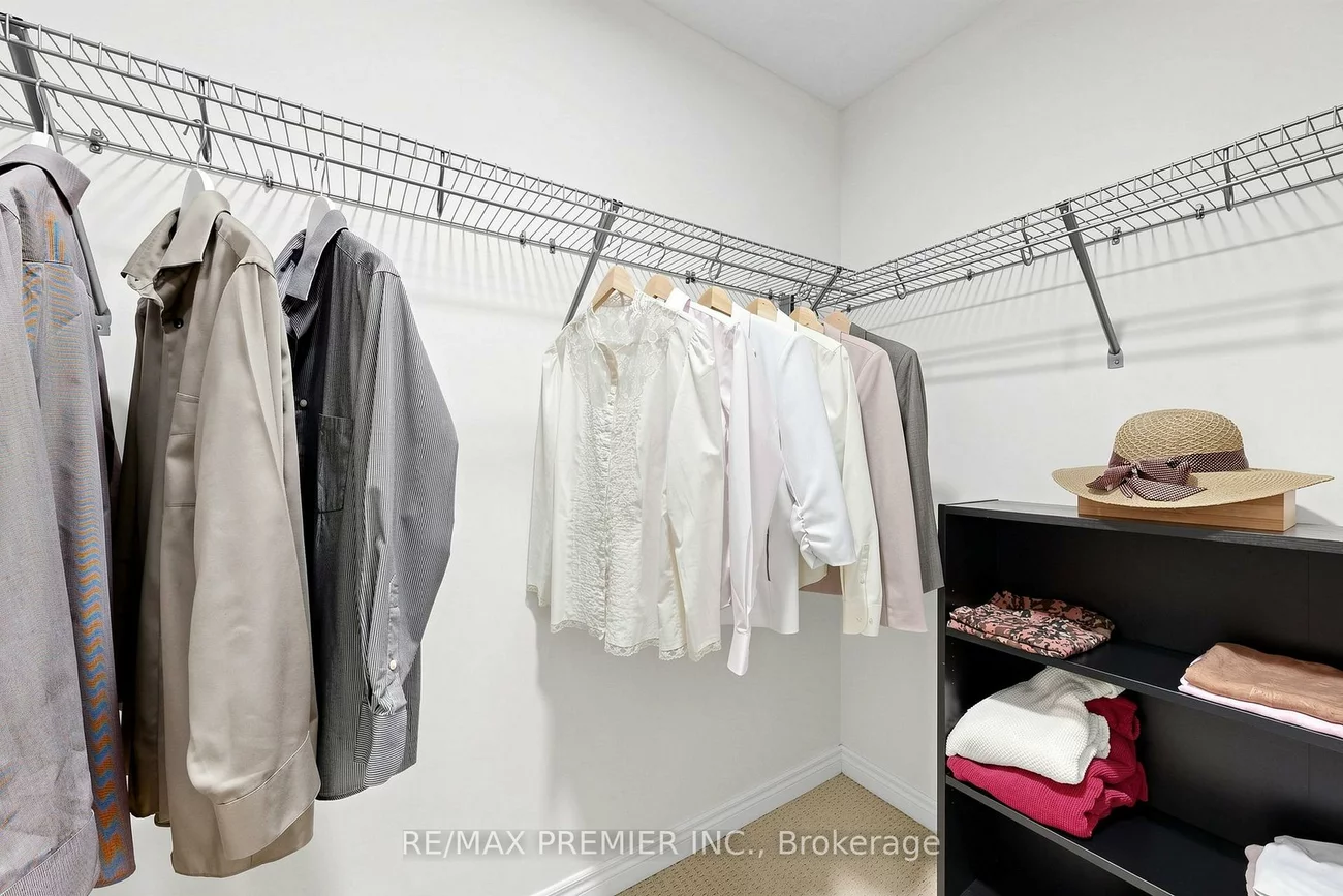 5, Hatton Garden, Vellore Village, Vaughan